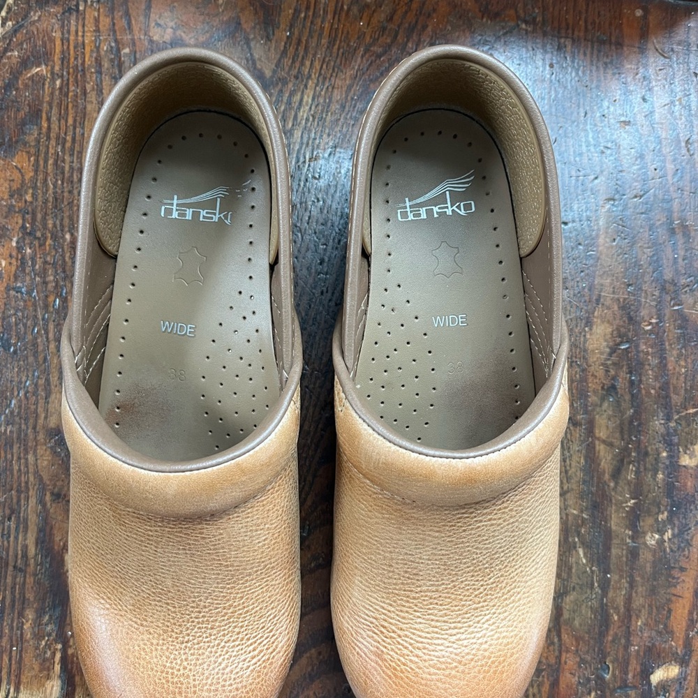 Dansko Tan Leather Clogs - Picture 5 of 6